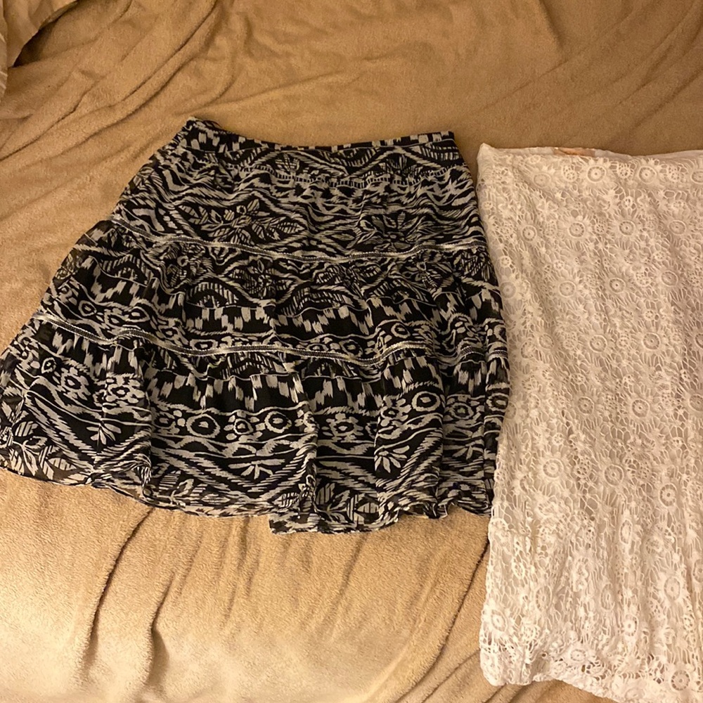 Sandra Darren Women’s Skirt Lot. Size 10 and large